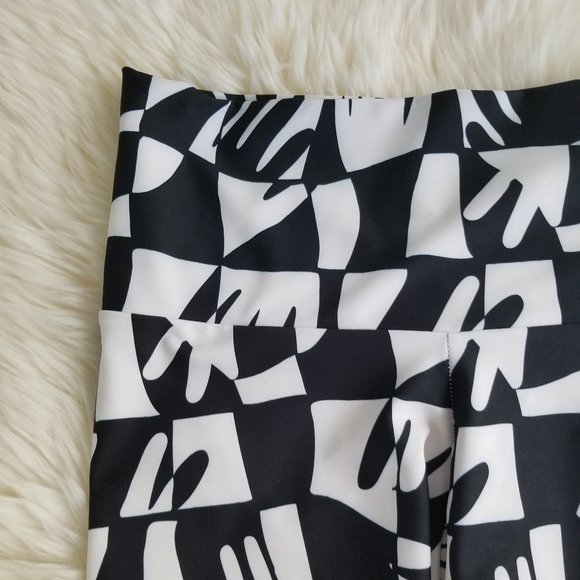 NEW Anthropologie | Hand print workout legging - Picture 3 of 11